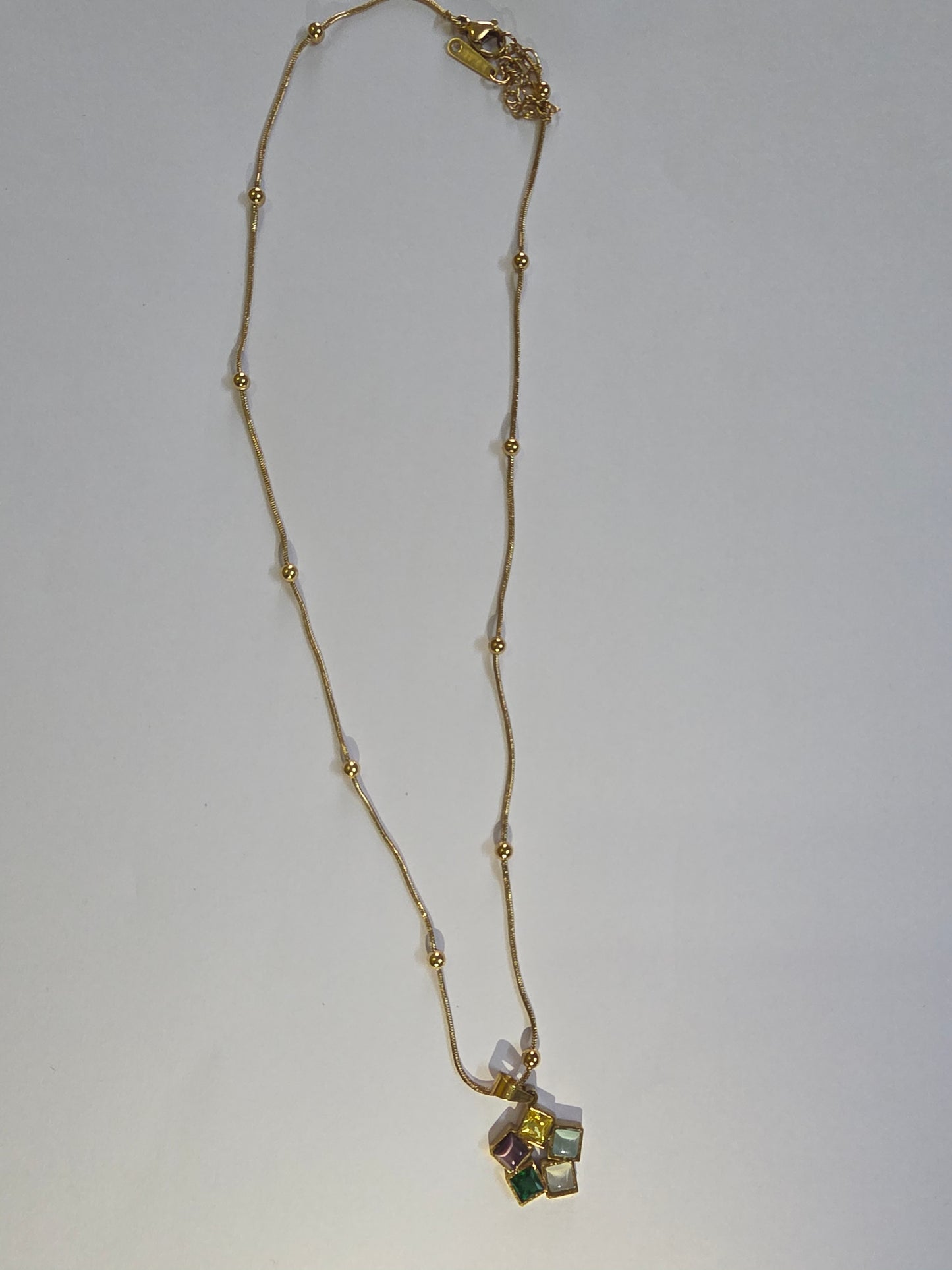 Square chain pendant