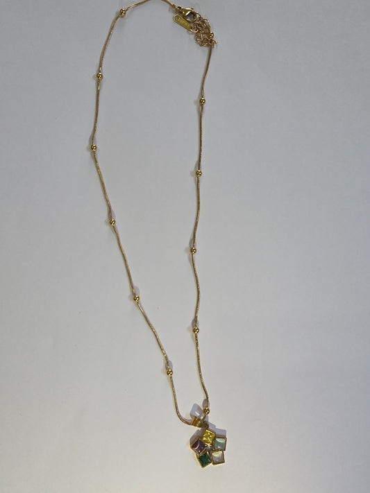 Square chain pendant