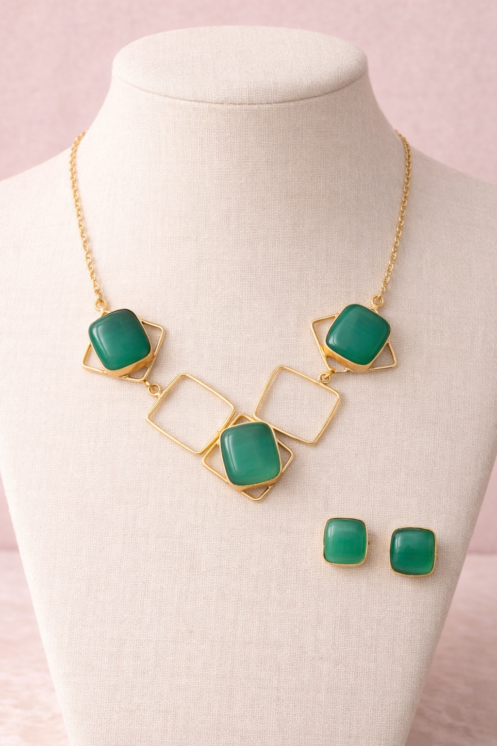Green stone necklace