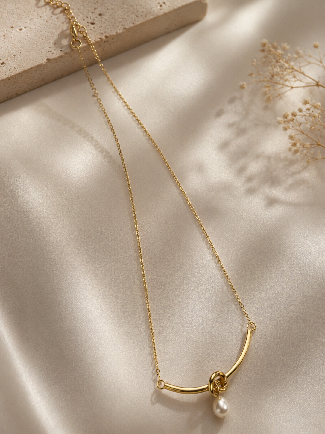Pearl classic pendant