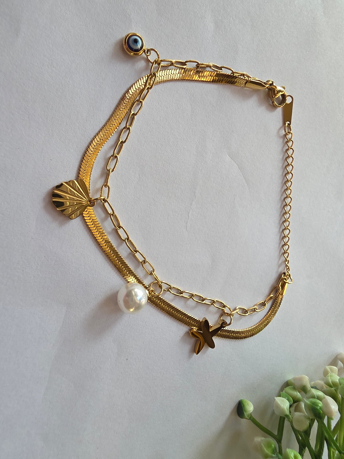 Danty Gold Ocean charms bracelet