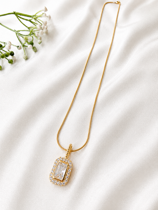 Diamond frame pendant