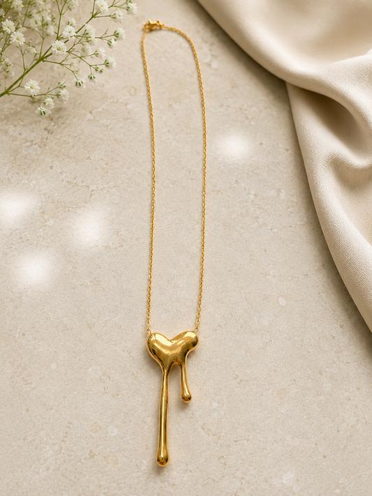 Melt heart pendant necklace