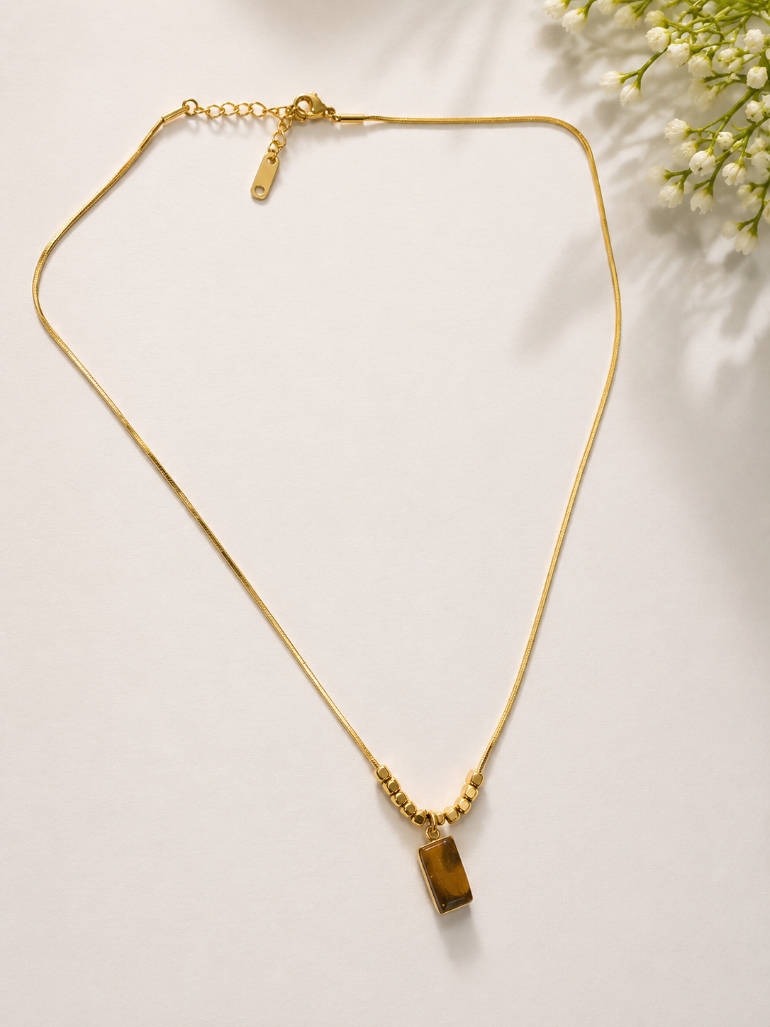 Gold bar chain pendant